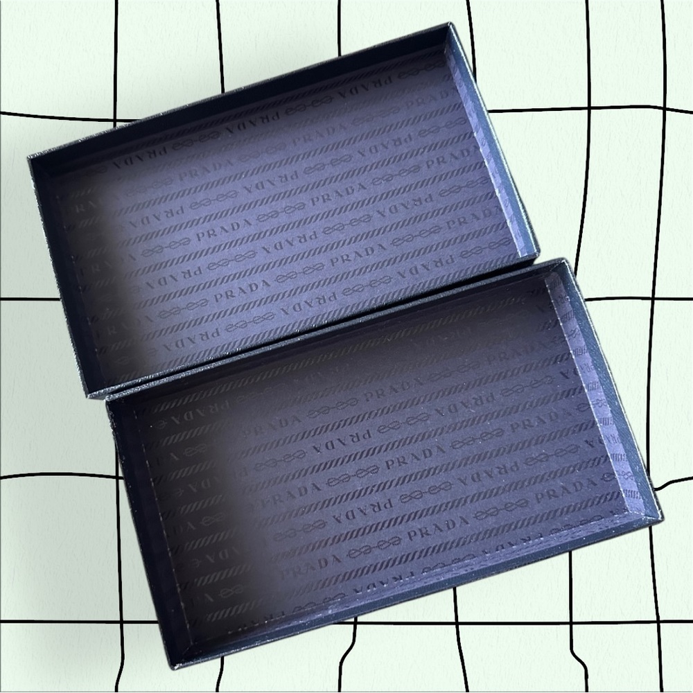Prada Box (B) - Picture 7 of 7